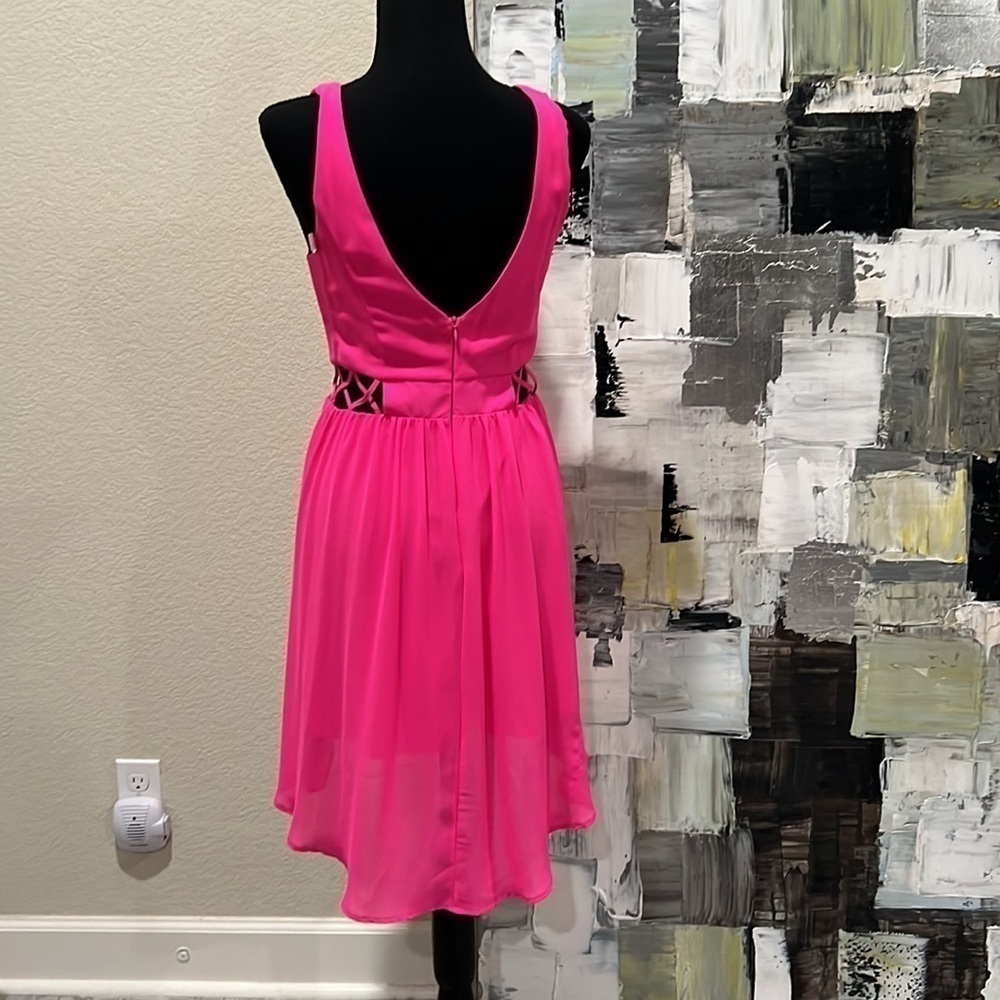 LUSH High-Low Dress - Picture 4 of 6